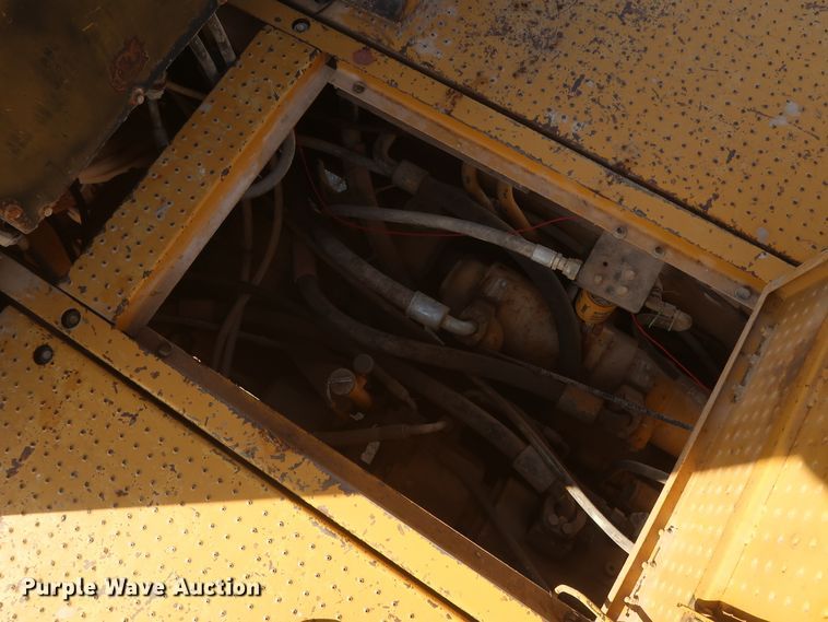 image for item DJ2259 1995 Caterpillar 990 Series II  wheel loader