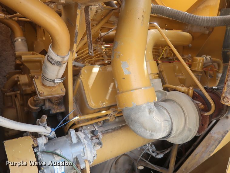 image for item DJ2259 1995 Caterpillar 990 Series II  wheel loader