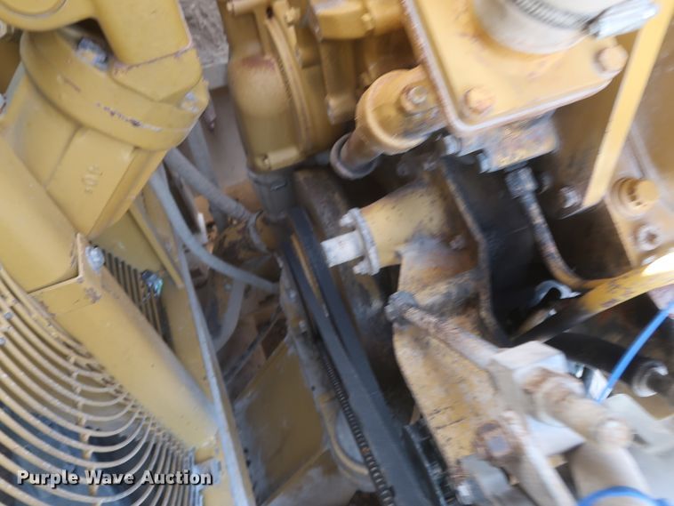 image for item DJ2259 1995 Caterpillar 990 Series II  wheel loader