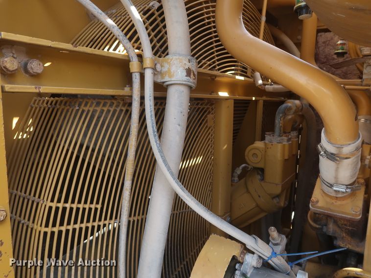 image for item DJ2259 1995 Caterpillar 990 Series II  wheel loader