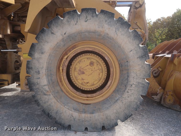 image for item DJ2259 1995 Caterpillar 990 Series II  wheel loader