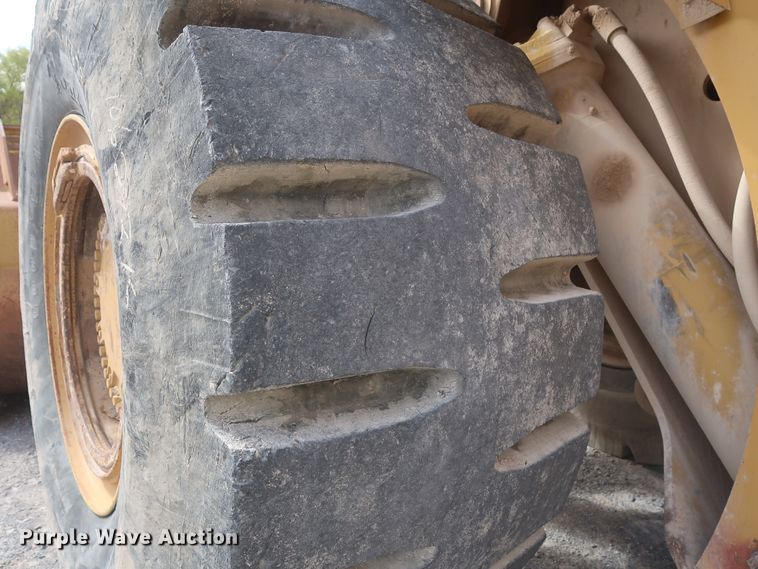 image for item DJ2259 1995 Caterpillar 990 Series II  wheel loader