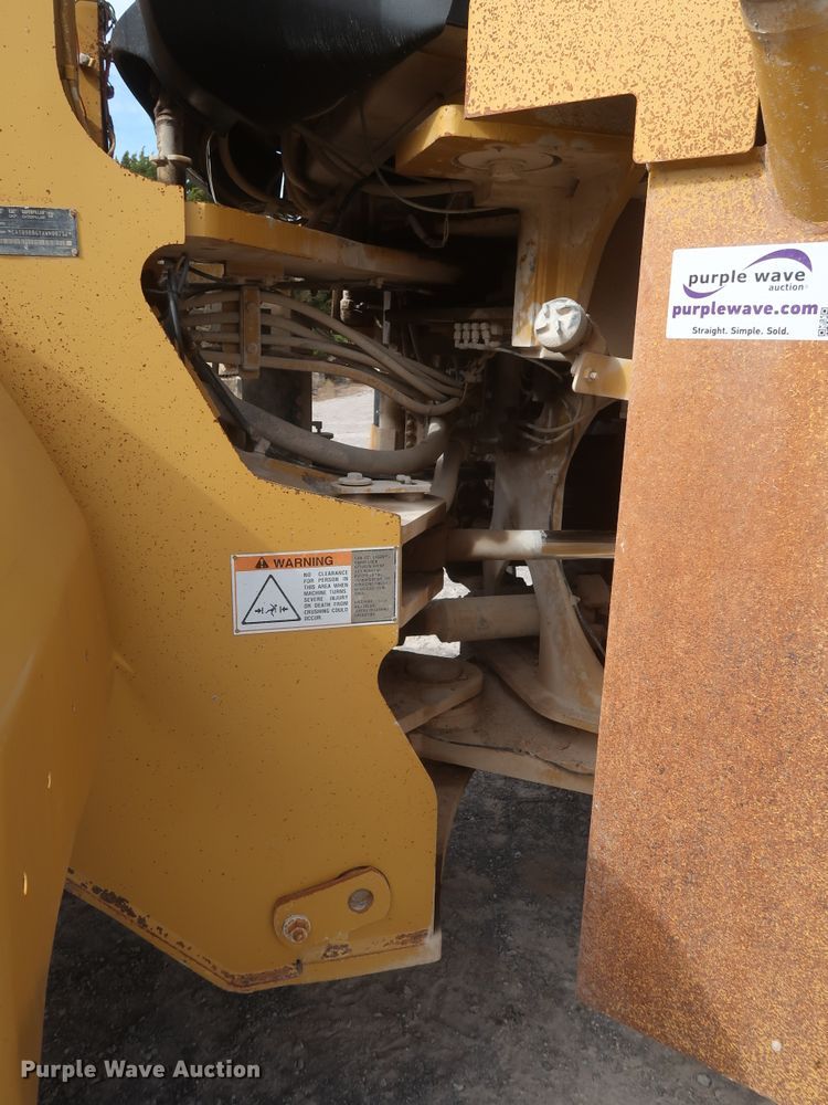 image for item DJ2260 2003 Caterpillar 980G Series II  wheel loader