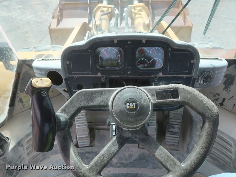 image for item DJ2260 2003 Caterpillar 980G Series II  wheel loader