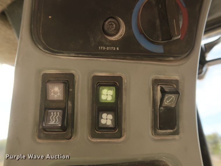 image for item DJ2260 2003 Caterpillar 980G Series II  wheel loader