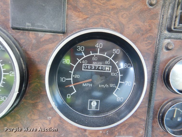 image for item DJ2261 2000 Kenworth W900  water truck