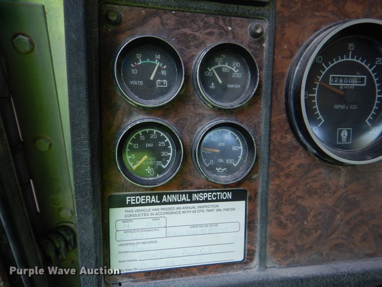 image for item DJ2261 2000 Kenworth W900  water truck