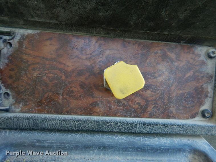 image for item DJ2261 2000 Kenworth W900  water truck