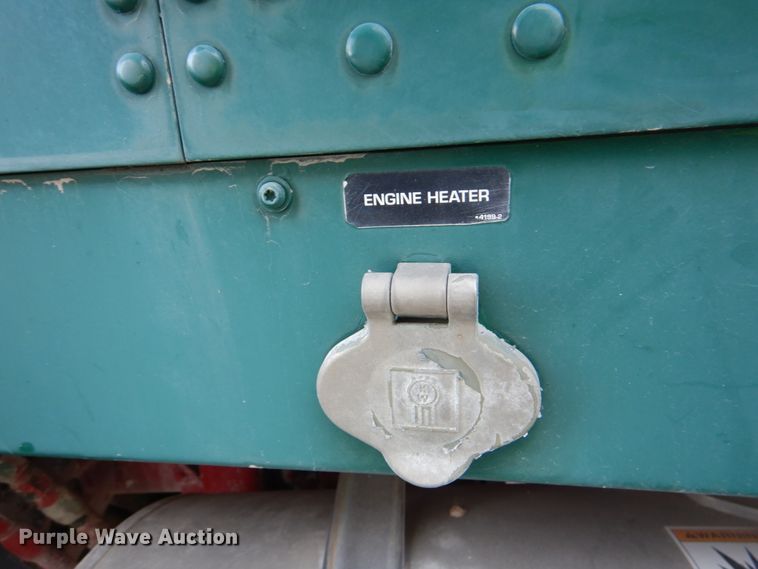 image for item DJ2261 2000 Kenworth W900  water truck