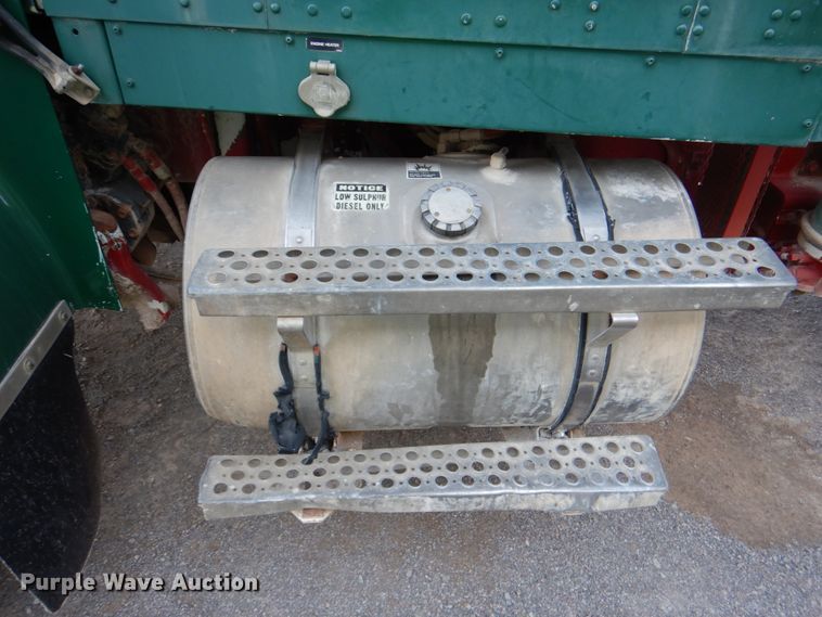 image for item DJ2261 2000 Kenworth W900  water truck