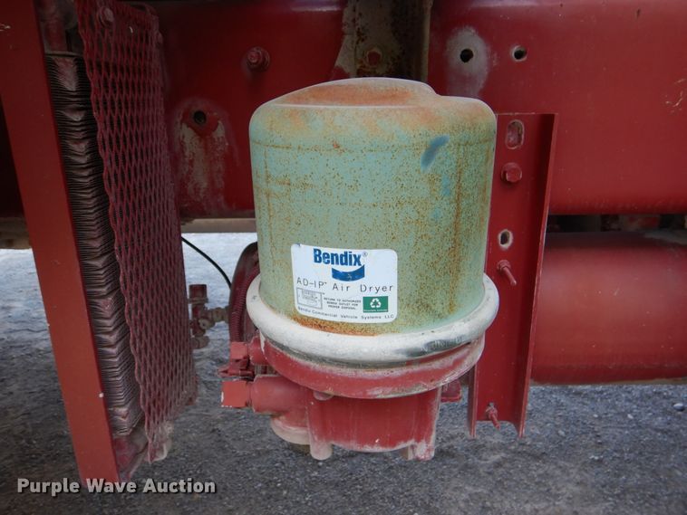 image for item DJ2261 2000 Kenworth W900  water truck