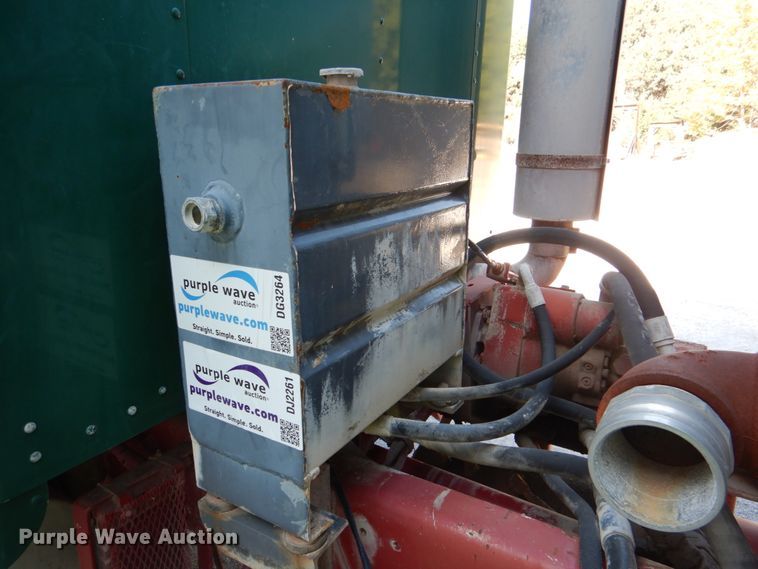 image for item DJ2261 2000 Kenworth W900  water truck