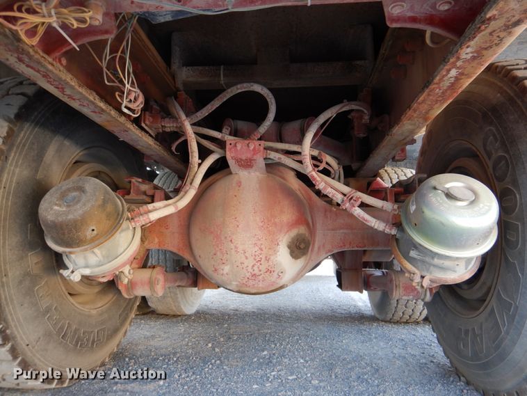 image for item DJ2261 2000 Kenworth W900  water truck