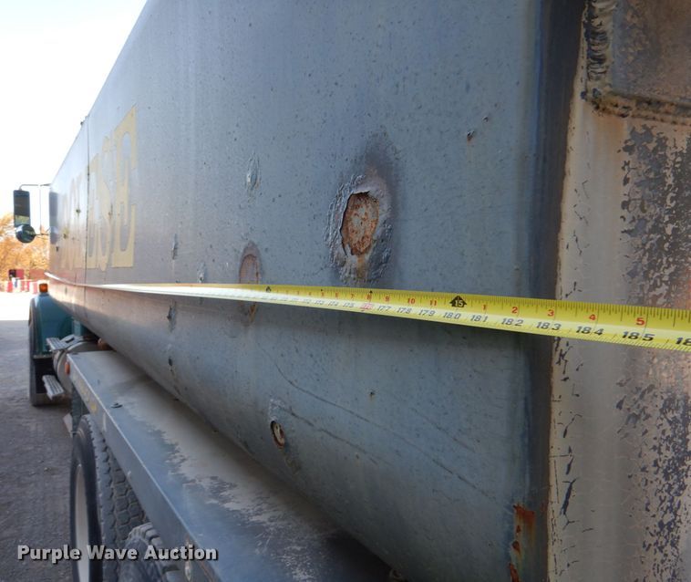 image for item DJ2261 2000 Kenworth W900  water truck