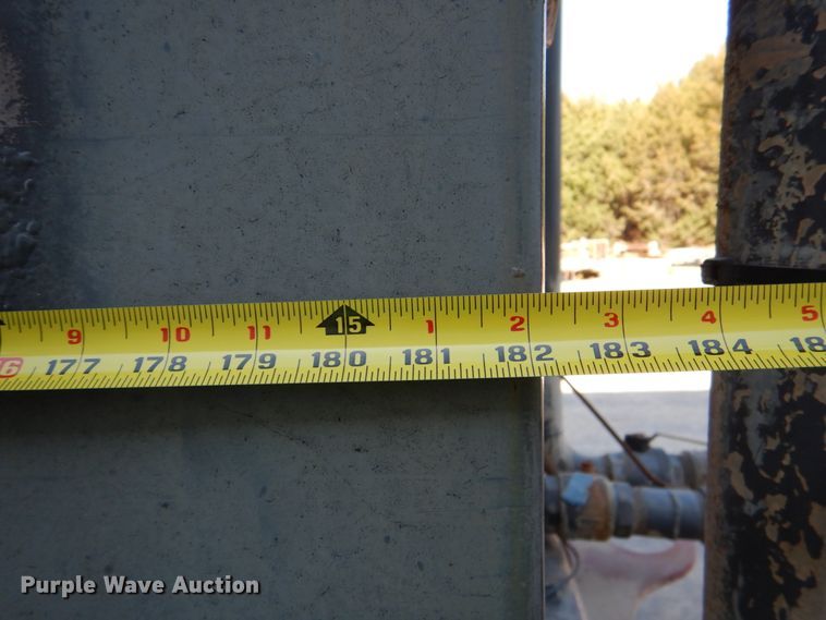 image for item DJ2261 2000 Kenworth W900  water truck