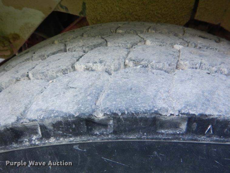 image for item DJ2261 2000 Kenworth W900  water truck