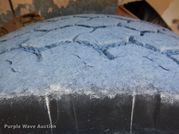 image for item DJ2261 2000 Kenworth W900  water truck