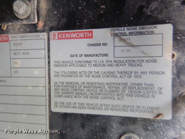 image for item DJ2261 2000 Kenworth W900  water truck