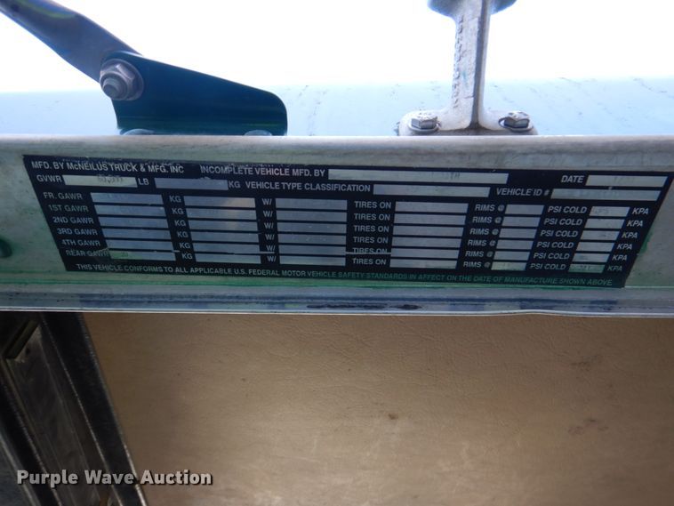 image for item DJ2261 2000 Kenworth W900  water truck