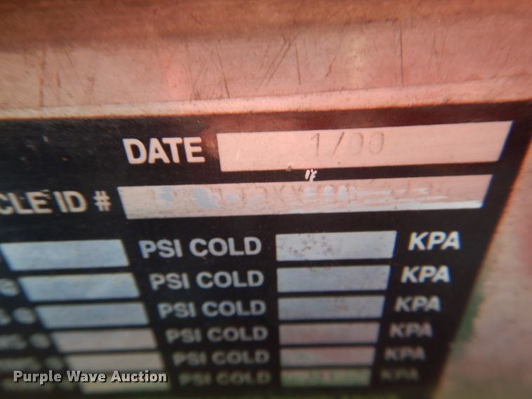 image for item DJ2261 2000 Kenworth W900  water truck