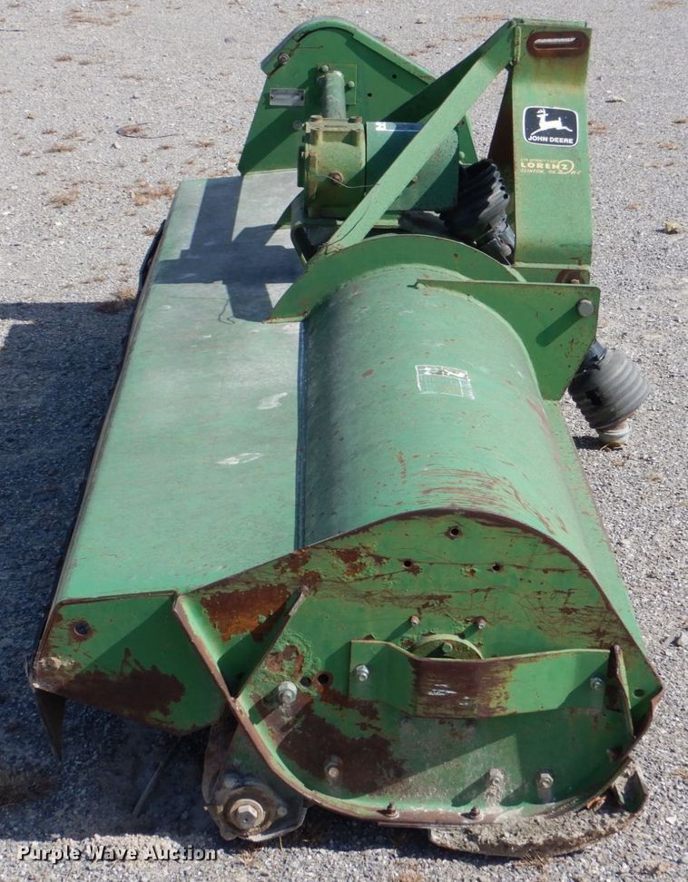 image for item DJ2262 John Deere 390 flail mower