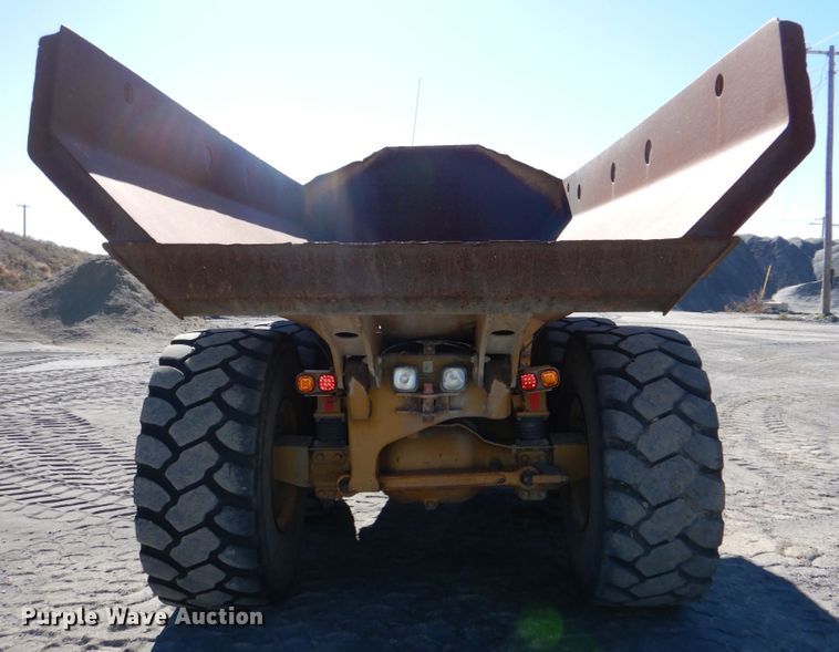 image for item DJ2266 2005 Caterpillar 730  haul truck