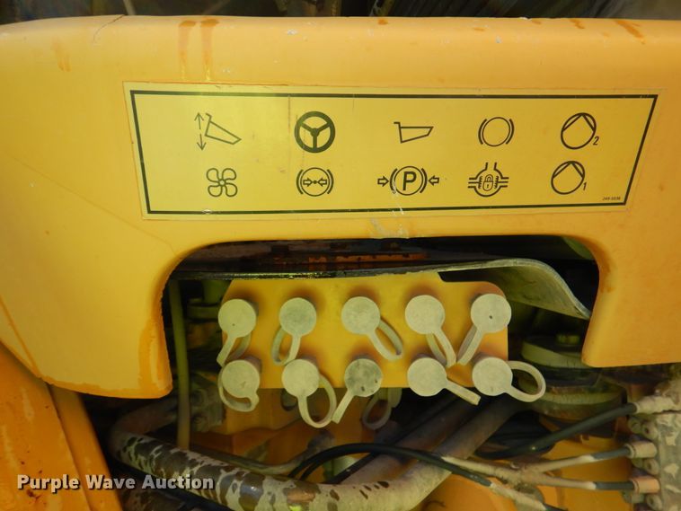 image for item DJ2266 2005 Caterpillar 730  haul truck