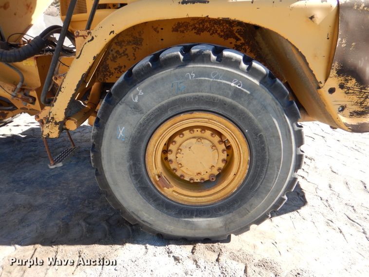 image for item DJ2266 2005 Caterpillar 730  haul truck