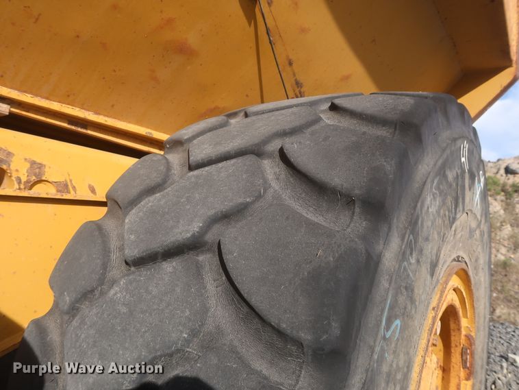 image for item DJ2266 2005 Caterpillar 730  haul truck