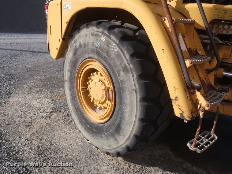 image for item DJ2266 2005 Caterpillar 730  haul truck