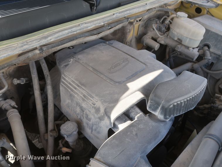 image for item DJ2267 2011 Chevrolet Silverado 2500HD  Crew Cab pickup truck