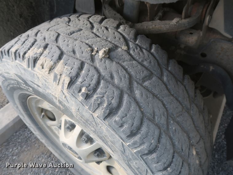 image for item DJ2267 2011 Chevrolet Silverado 2500HD  Crew Cab pickup truck