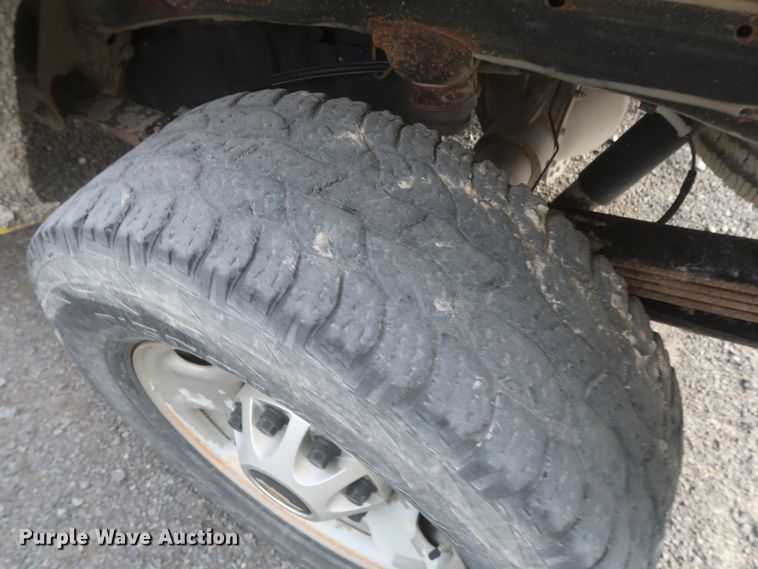 image for item DJ2267 2011 Chevrolet Silverado 2500HD  Crew Cab pickup truck