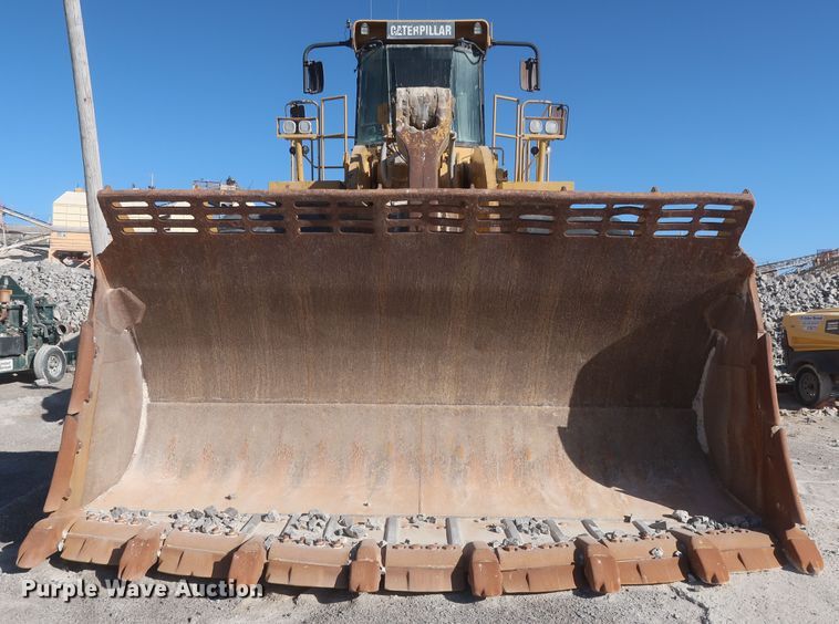 image for item DJ2270 2003 Caterpillar 990 Series II  wheel loader