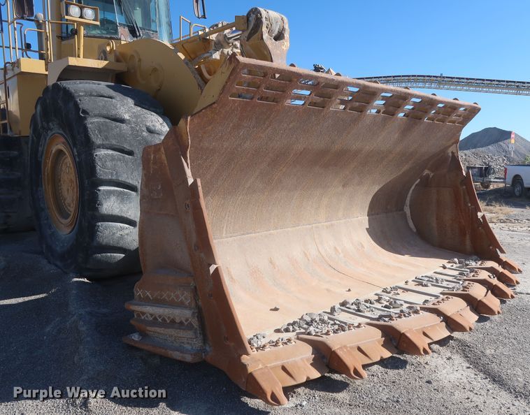 image for item DJ2270 2003 Caterpillar 990 Series II  wheel loader