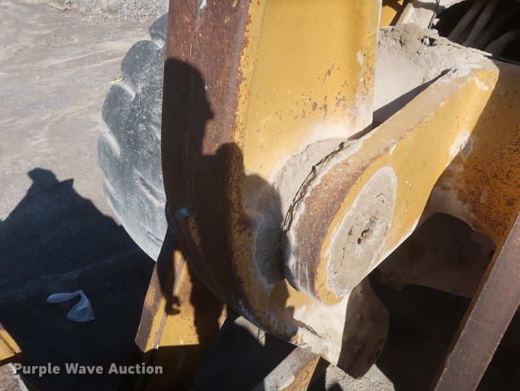 image for item DJ2270 2003 Caterpillar 990 Series II  wheel loader