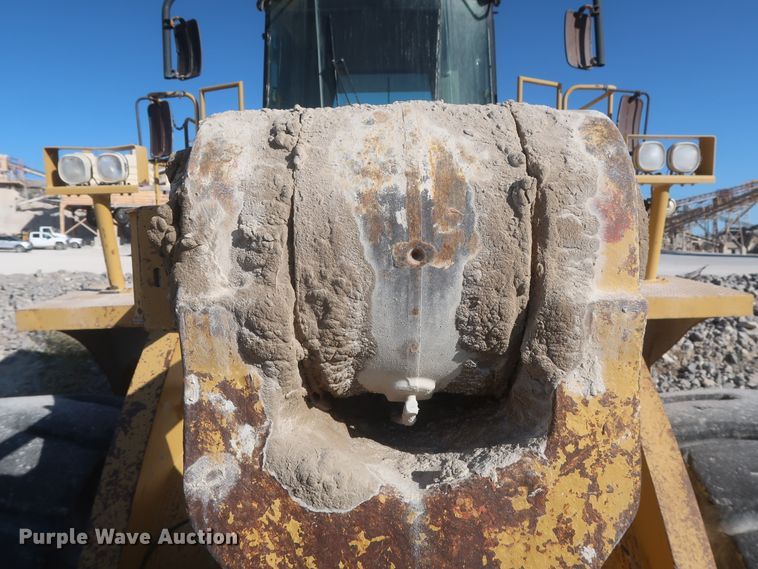 image for item DJ2270 2003 Caterpillar 990 Series II  wheel loader