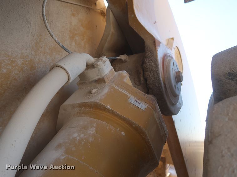 image for item DJ2270 2003 Caterpillar 990 Series II  wheel loader