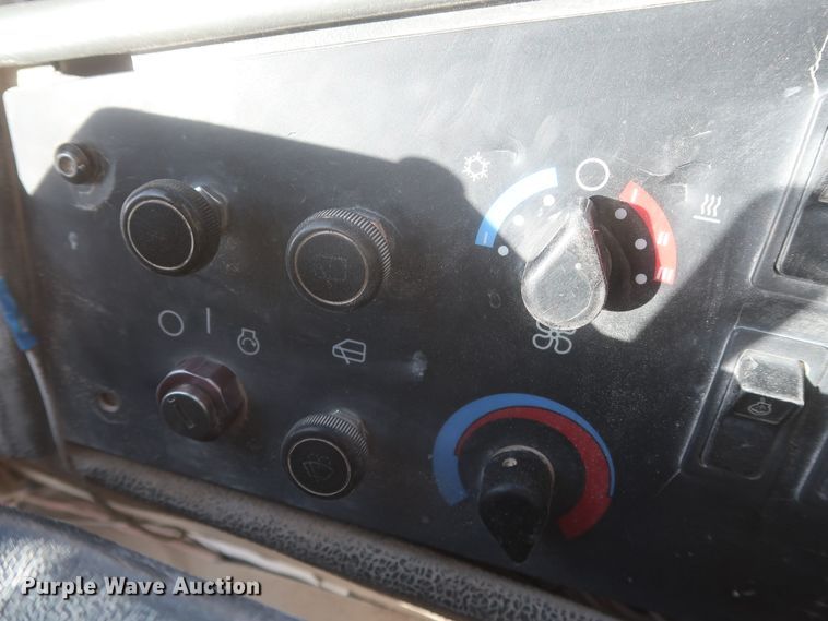 image for item DJ2270 2003 Caterpillar 990 Series II  wheel loader