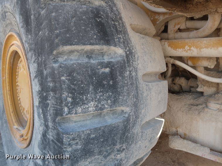 image for item DJ2270 2003 Caterpillar 990 Series II  wheel loader