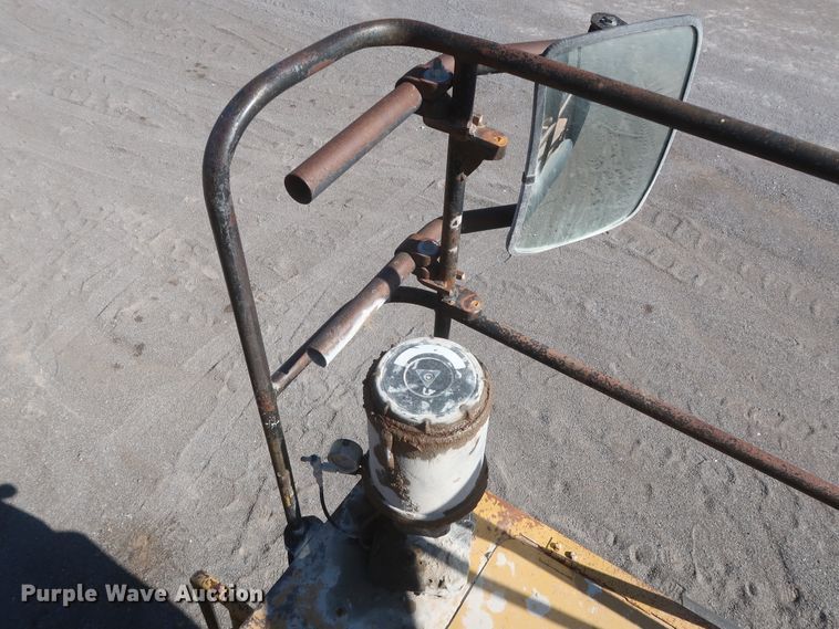 image for item DJ2272 1997 Caterpillar 773D  haul truck