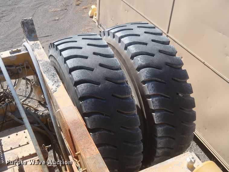 image for item DJ2272 1997 Caterpillar 773D  haul truck