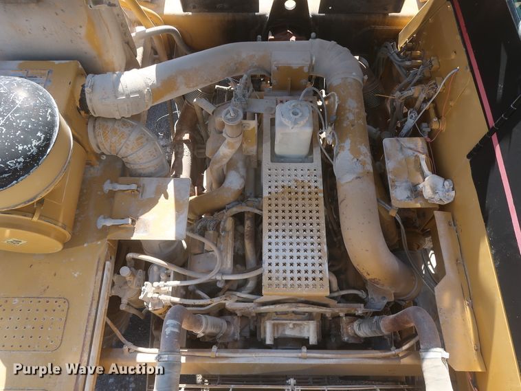 image for item DJ2272 1997 Caterpillar 773D  haul truck