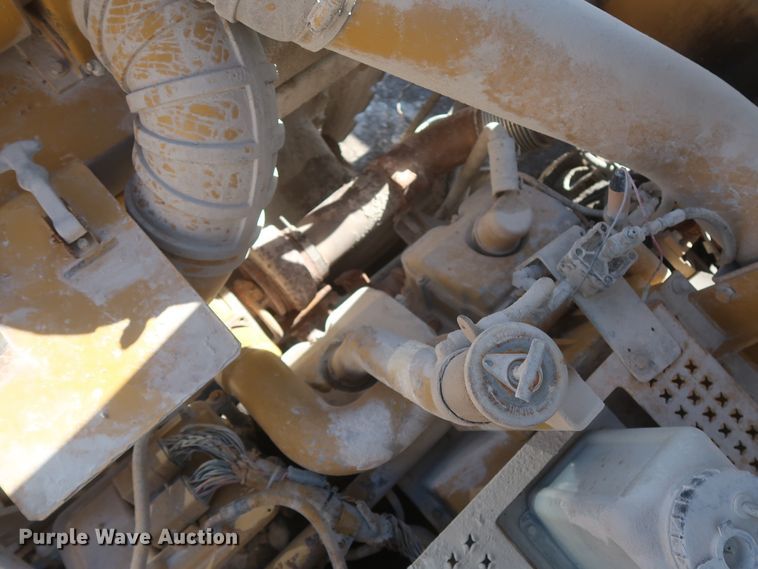 image for item DJ2272 1997 Caterpillar 773D  haul truck