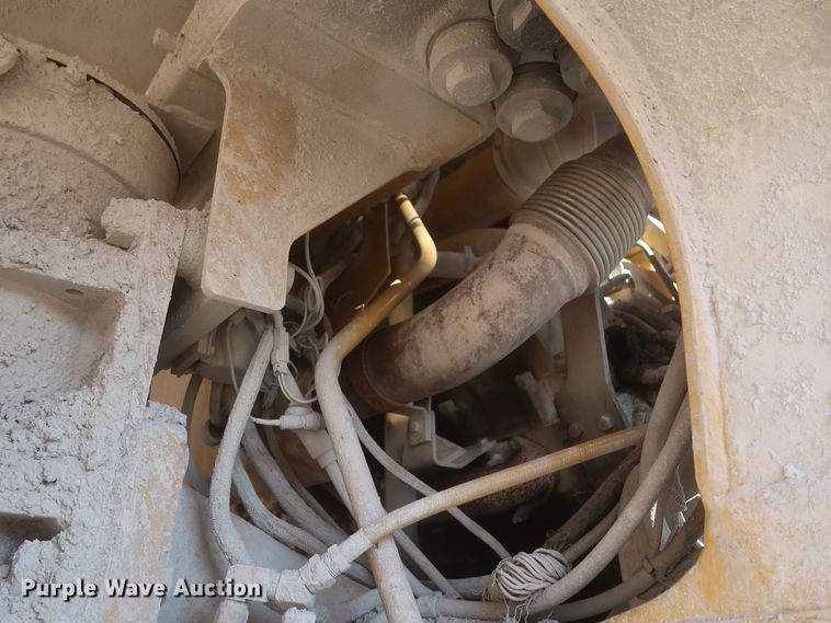 image for item DJ2272 1997 Caterpillar 773D  haul truck