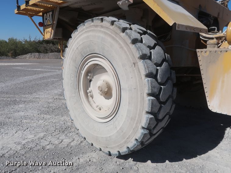 image for item DJ2272 1997 Caterpillar 773D  haul truck