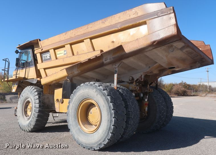 image for item DJ2278 2006 Caterpillar 773E  haul truck