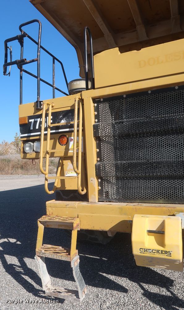 image for item DJ2278 2006 Caterpillar 773E  haul truck