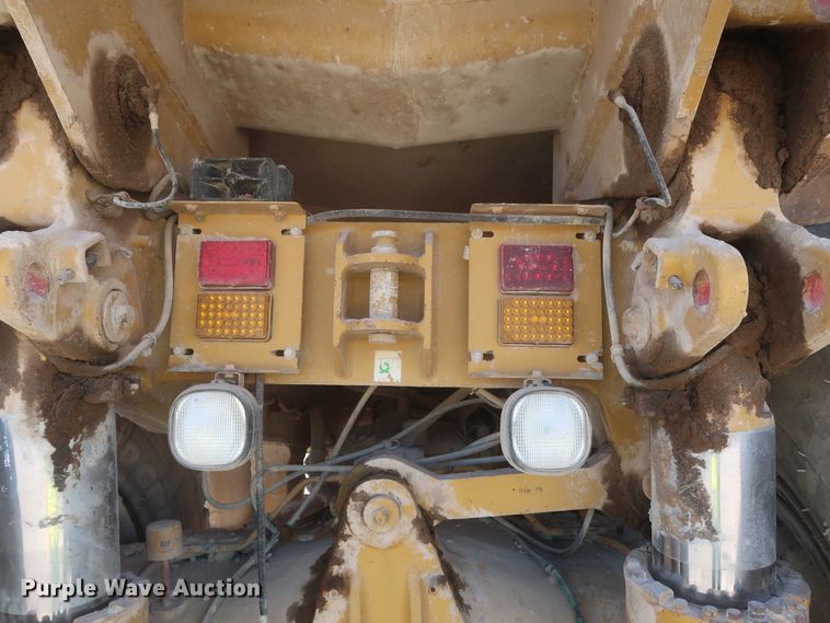 image for item DJ2278 2006 Caterpillar 773E  haul truck