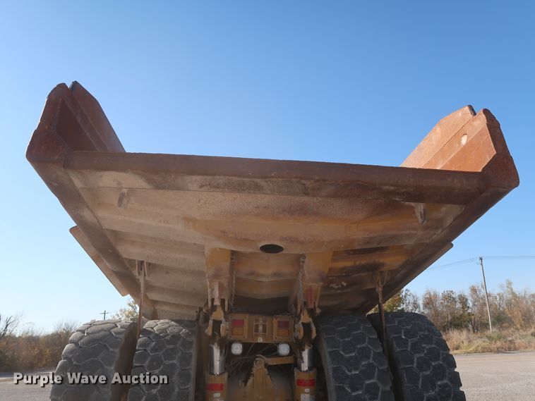 image for item DJ2278 2006 Caterpillar 773E  haul truck